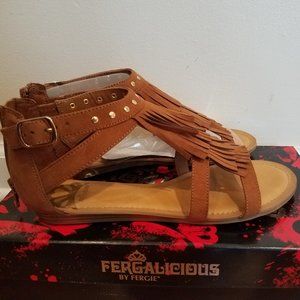 New Fergalicious Dusty Beige Cognac Fringe Gladiator Sandals Zipper Back Sz 7 M